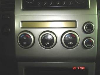 2005 Nissan Pathfinder Pictures