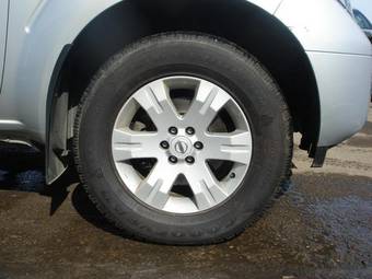 2006 Nissan Pathfinder Photos