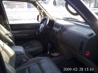 2000 Nissan Patrol Photos