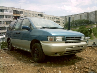 nissan prairie joy 1996