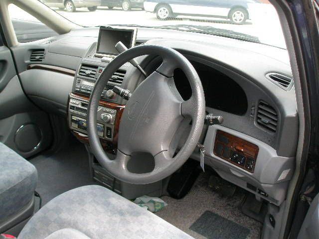 1998 Nissan Presage
