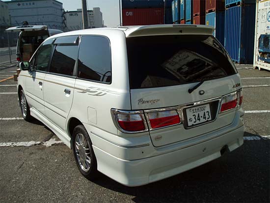 2001 Nissan Presage Photos