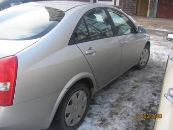 2001 Nissan Primera Pictures