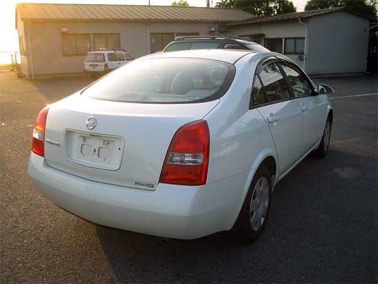 2002 Nissan Primera Images