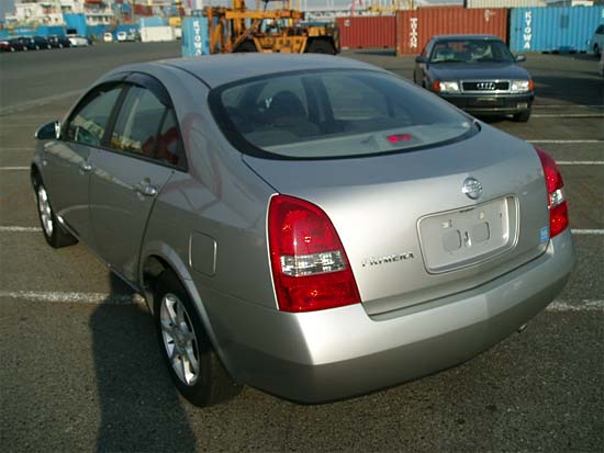 2002 Nissan Primera Photos