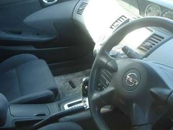 2002 Nissan Primera Pics