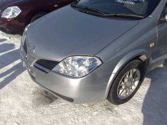 2002 Nissan Primera Photos