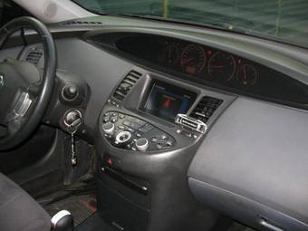 2004 Nissan Primera Photos