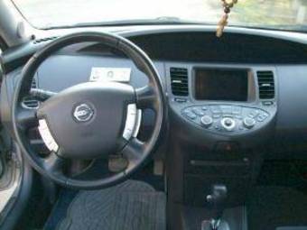 2004 Nissan Primera Images