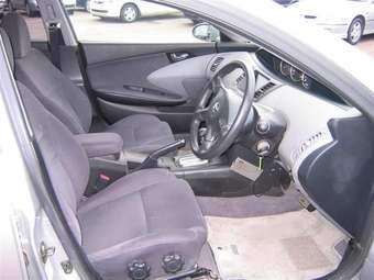 2003 Nissan Primera Wagon Pictures