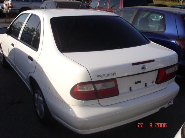 1998 Nissan Pulsar