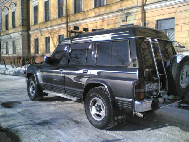 1993 Nissan Safari