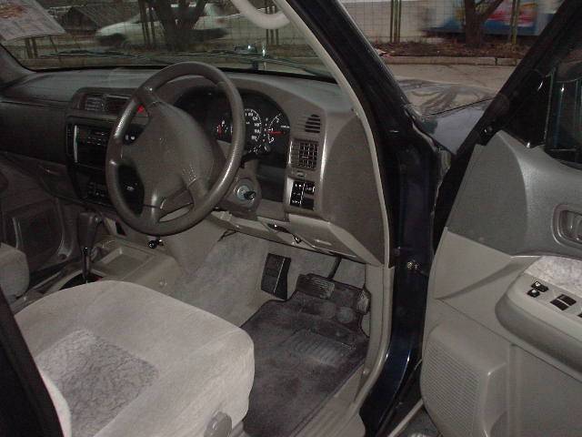 1998 Nissan Safari