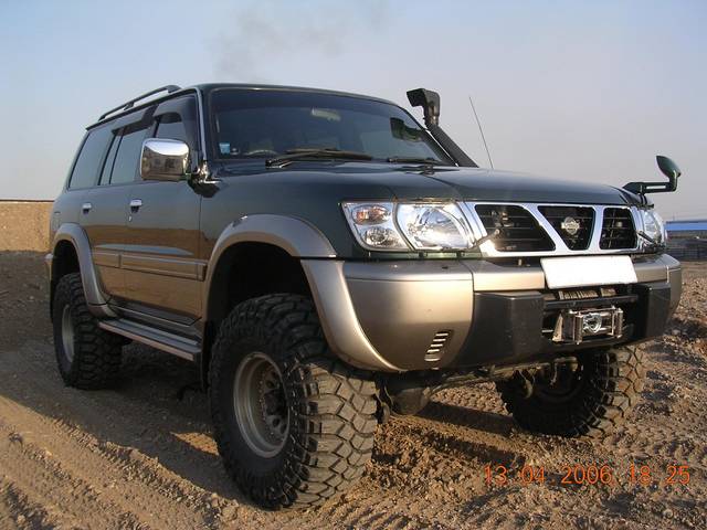 1998 Nissan Safari