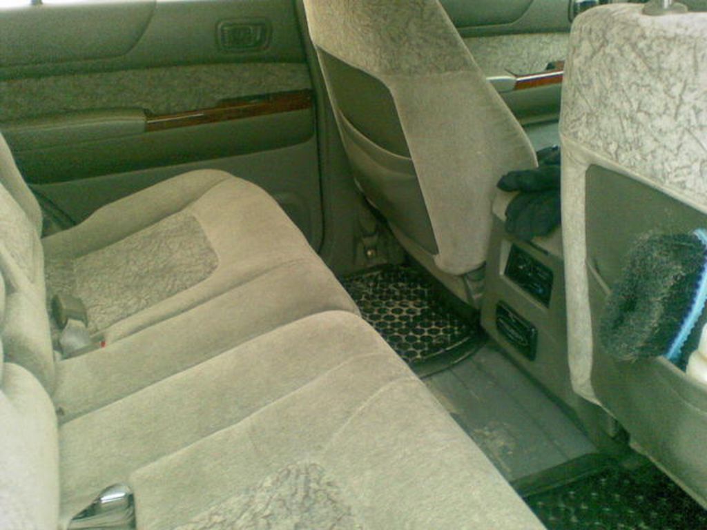 1998 Nissan Safari