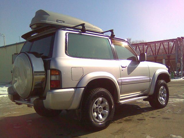 2000 Nissan Safari