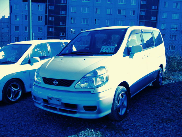 1999 Nissan Serena