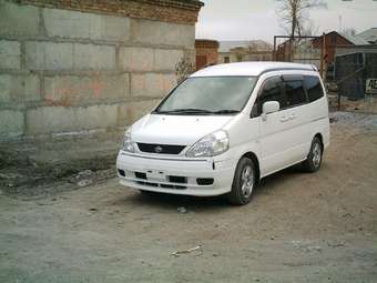 2001 Nissan Serena For Sale