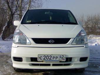 2001 Nissan Serena Photos