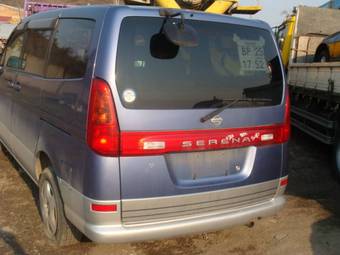 2001 Nissan Serena Photos