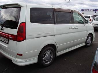 2001 Nissan Serena Pictures