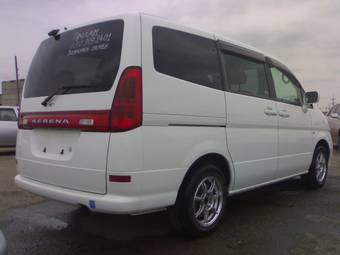 2001 Nissan Serena Photos