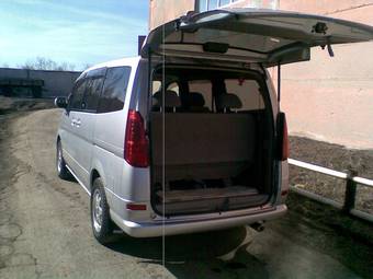 2001 Nissan Serena For Sale