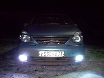 2003 Nissan Serena Pictures