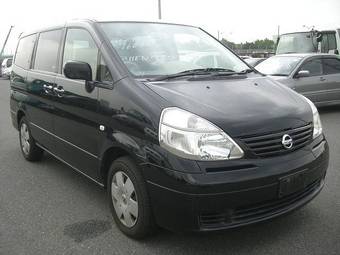 2003 Nissan Serena Photos