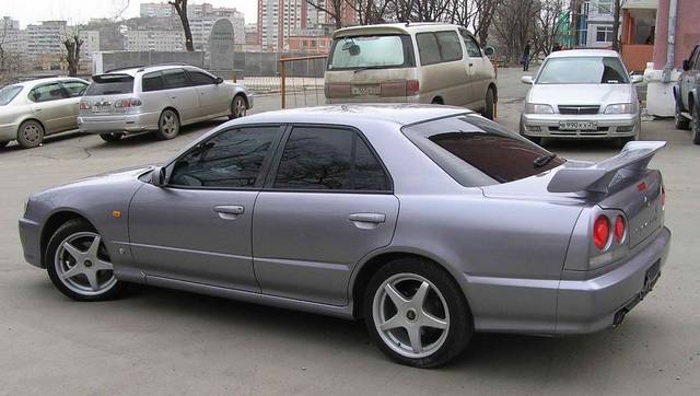 1998 Nissan Skyline