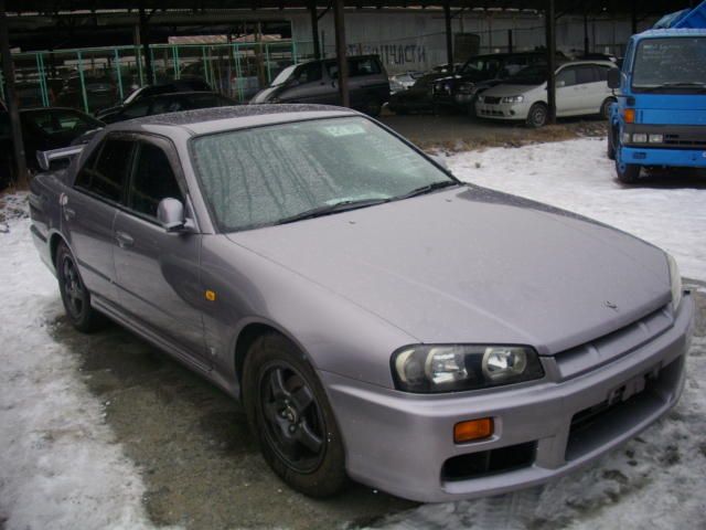 1999 Nissan Skyline