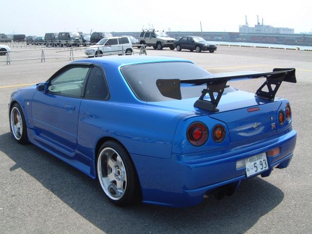 2000 Nissan Skyline Pictures