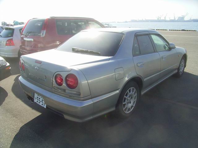 2000 Nissan Skyline Pictures