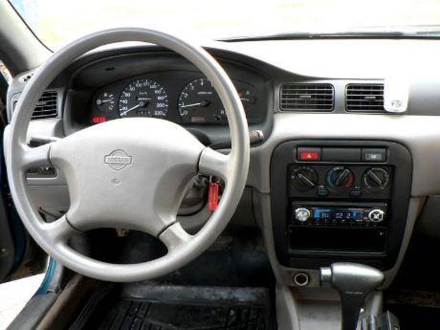 1996 Nissan Sunny