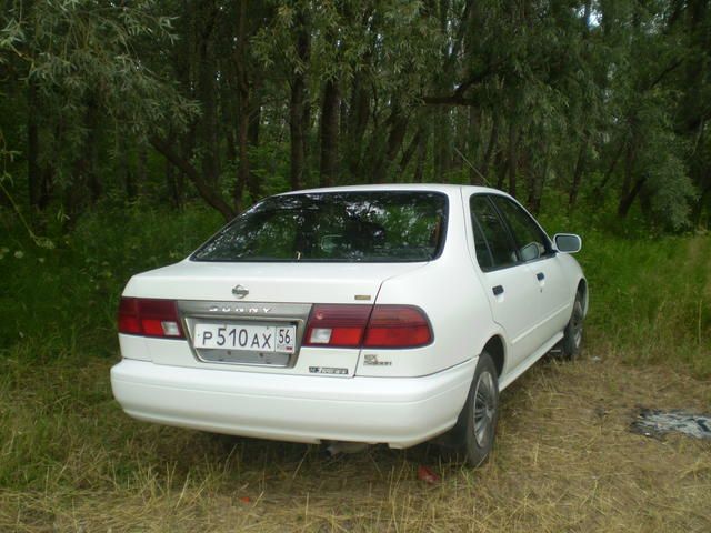 1998 Nissan Sunny