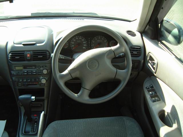 1998 Nissan Sunny Pics