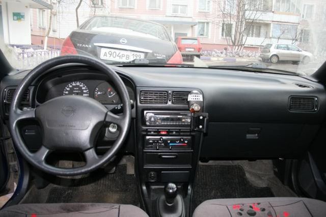 1999 Nissan Sunny