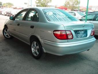 2001 Nissan Sunny Pictures