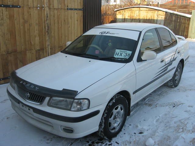 2001 Nissan Sunny