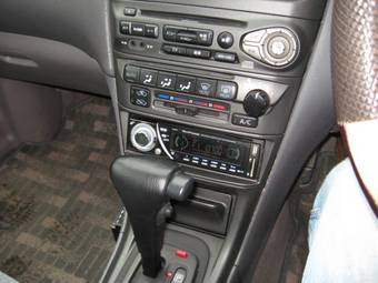 2001 Nissan Sunny Photos