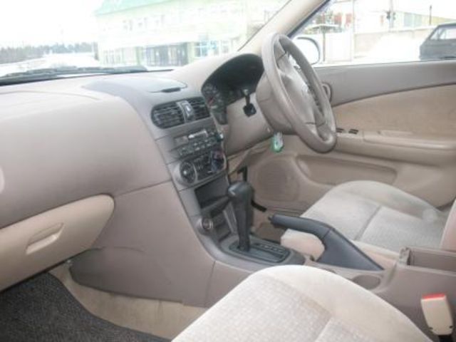 2003 Nissan Sunny