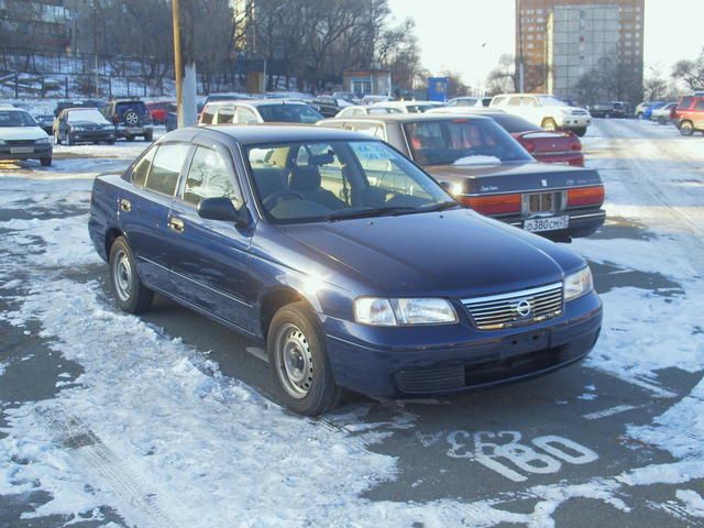 2003 Nissan Sunny