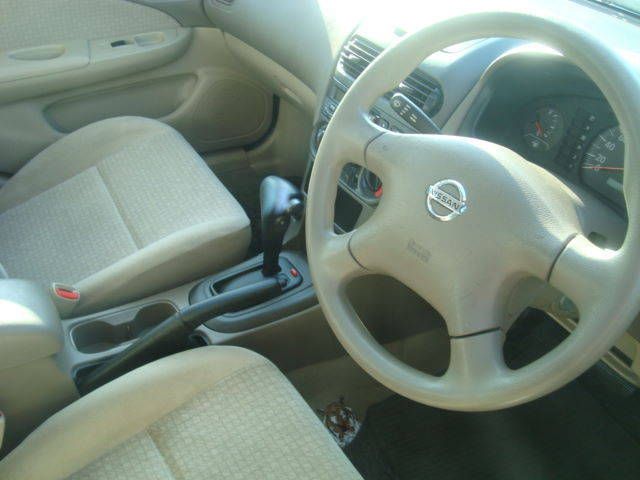 2003 Nissan Sunny