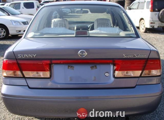 2003 Nissan Sunny