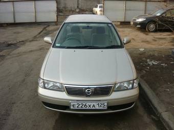 2003 Nissan Sunny Images