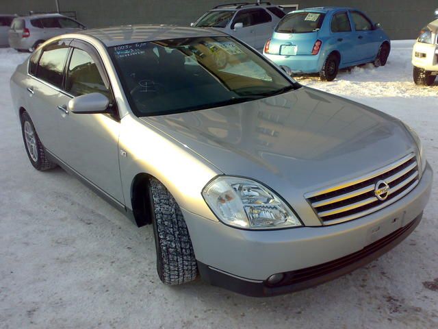 2003 Nissan Teana