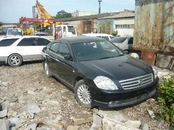 2003 Nissan Teana Photos