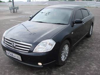 2003 Nissan Teana Photos