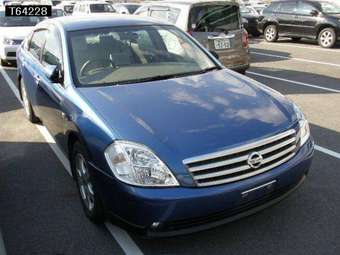 2004 Nissan Teana Pics