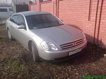 2004 Nissan Teana Pictures